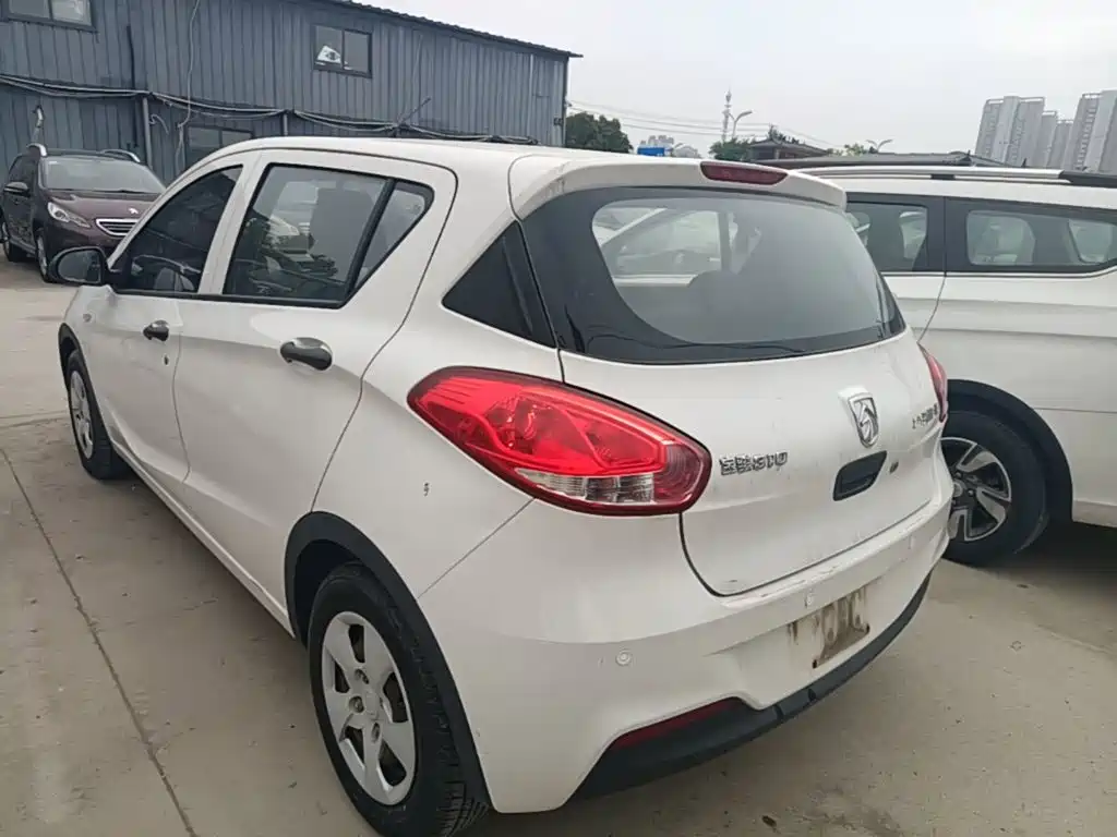 Baojun 310 1.2 L Manual Value
