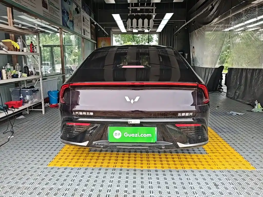 Wuling Starlight 70 Standard