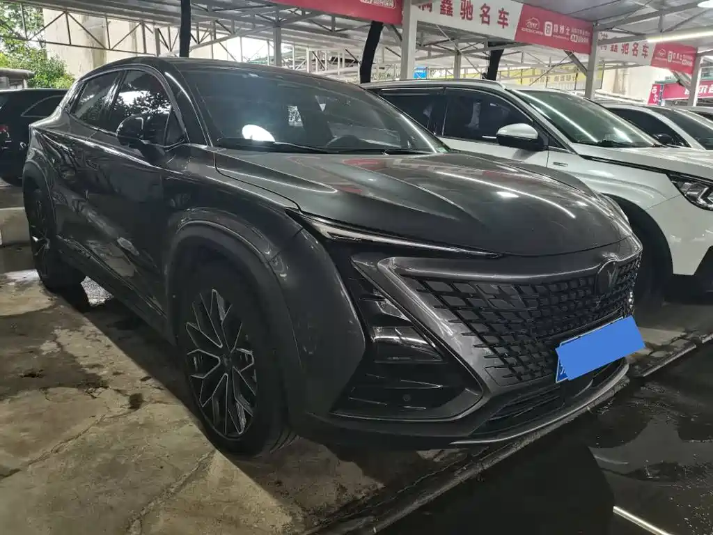 Changan UNI-T 1.5 T Distinguished