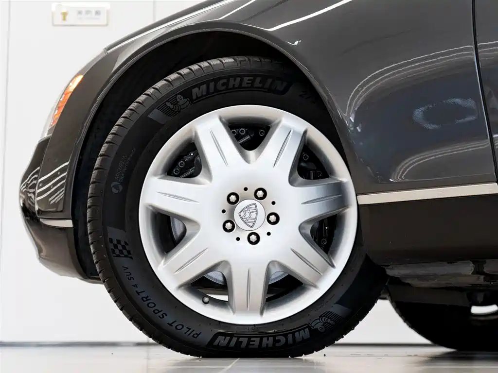 Maybach 5.5 T 62