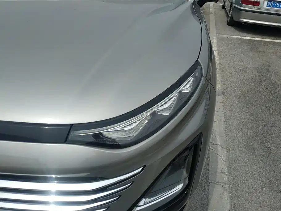 Besturn T90 1.5 T DCT Auto Luxury