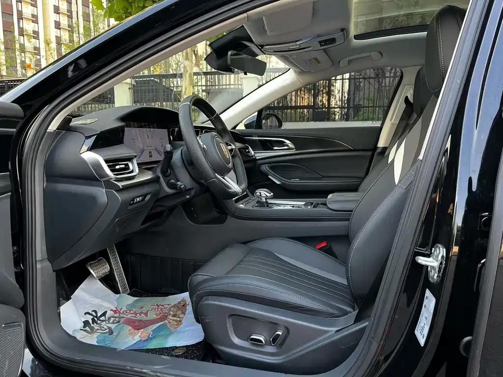Hongqi H6 2.0 T Aspire Far