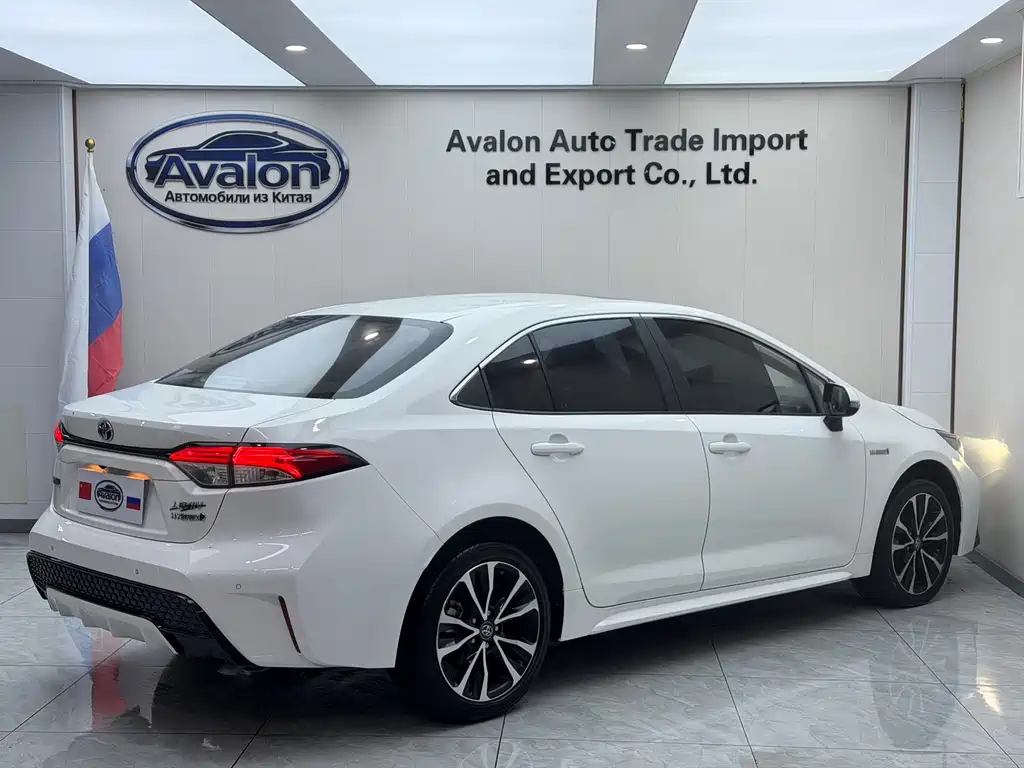 Levin Dual Engine 1.8 H E-CVT Sport