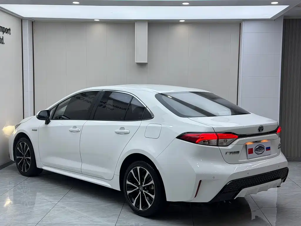 Levin Dual Engine 1.8 H E-CVT Sport