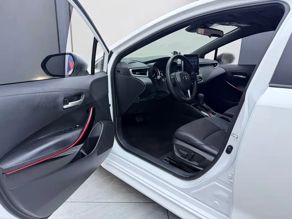 Levin Dual Engine 1.8 H E-CVT Sport