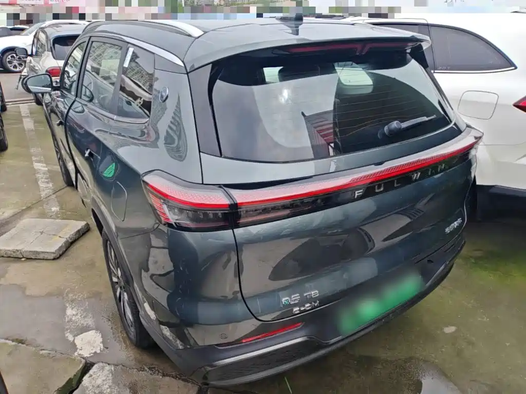 Fengyun T8 1.5 T 130 km Premium 5-seat