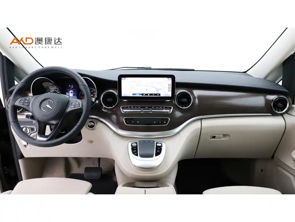 Mercedes-Benz V-Class 奔驰V260/2.0 T/22款/领航版