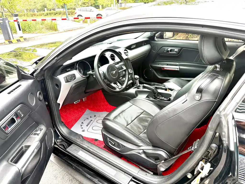 Mustang 2.3 T Sport