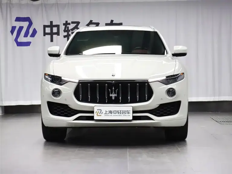 Maserati Levante 2.0 T GT Sharp Edge