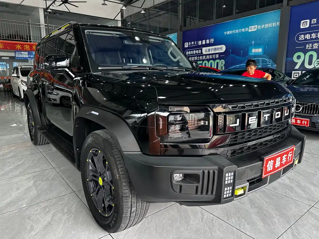 Jetour Traveller 2.0 T 4 WD Cross