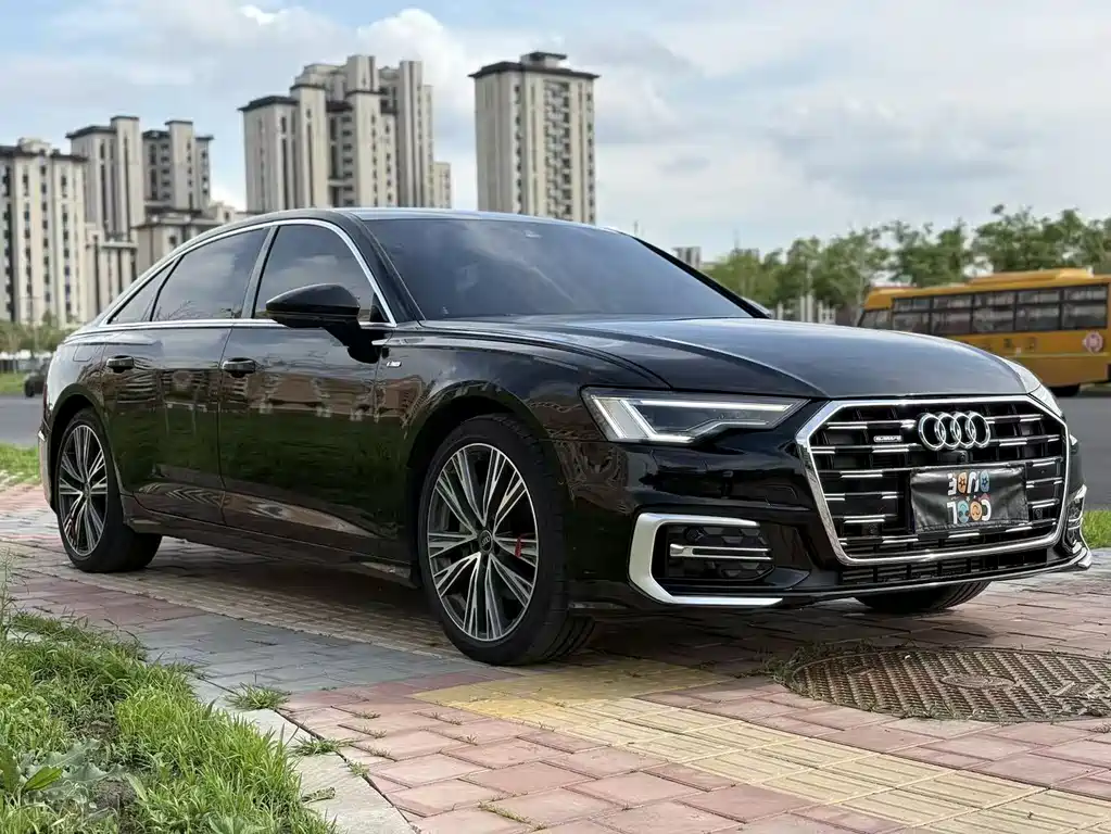 Audi A6 L Facelift 45 TFSI quattro Select Dynamic