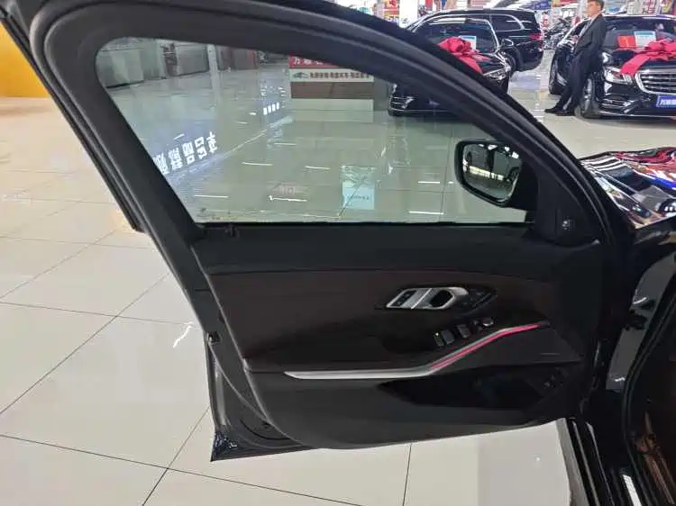 BMW 3 Series 325 Li M Sport Night Package