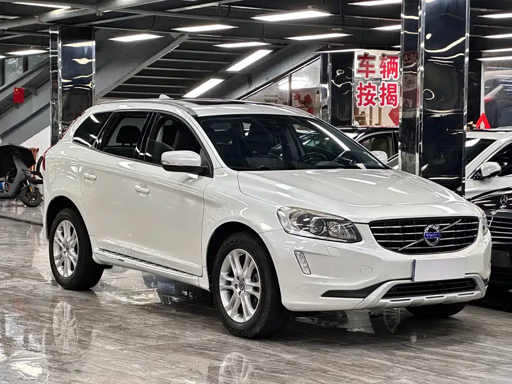 Volvo XC60 (Import) T5 Smart Ease
