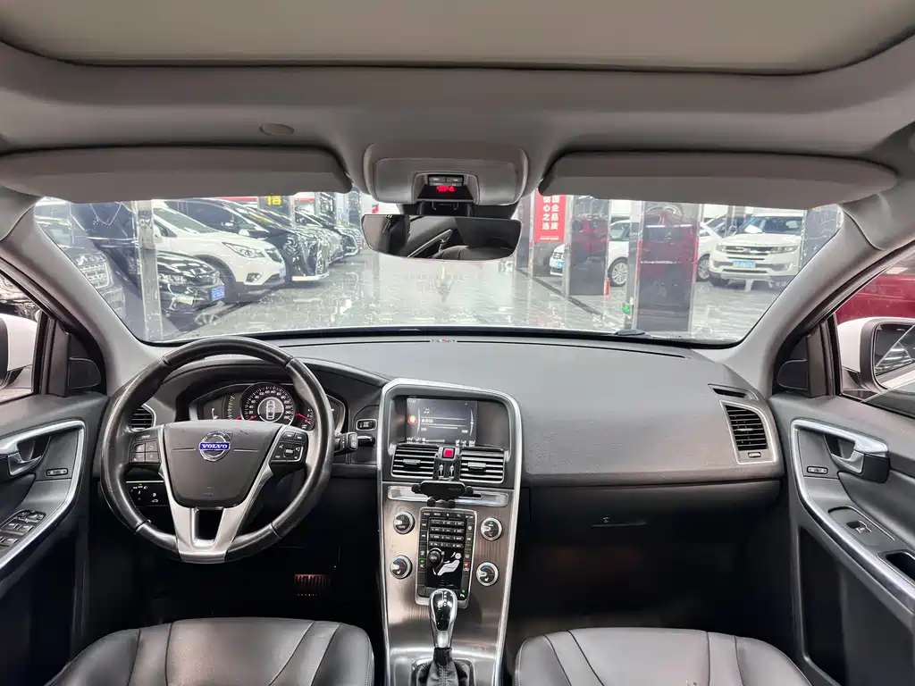 Volvo XC60 (Import) T5 Smart Ease