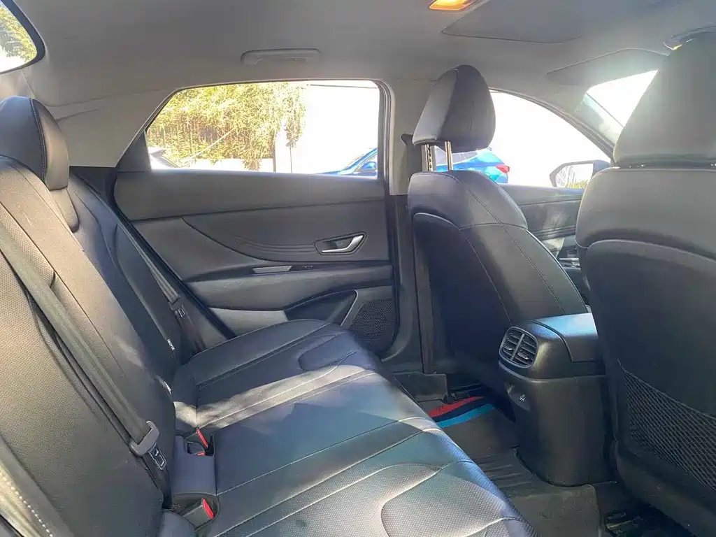 Elantra 1.5 L CVT GLX Elite