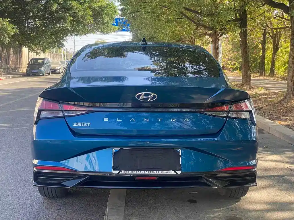 Elantra 1.5 L CVT GLX Elite