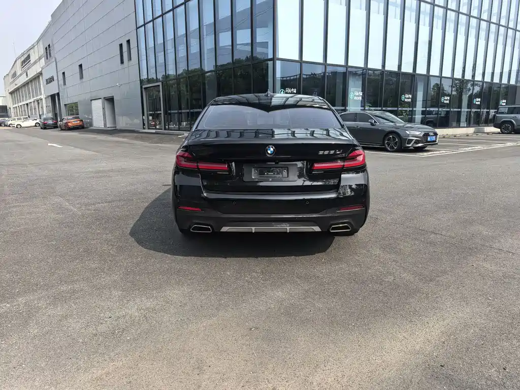 BMW 5 Series Facelift II 525 Li M Sport Package