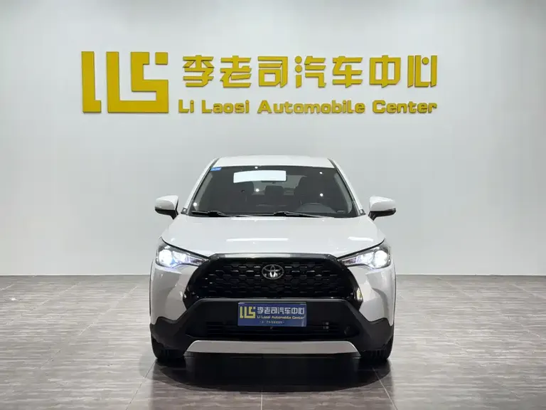 Toyota Corolla Cross 2.0 L Pioneer