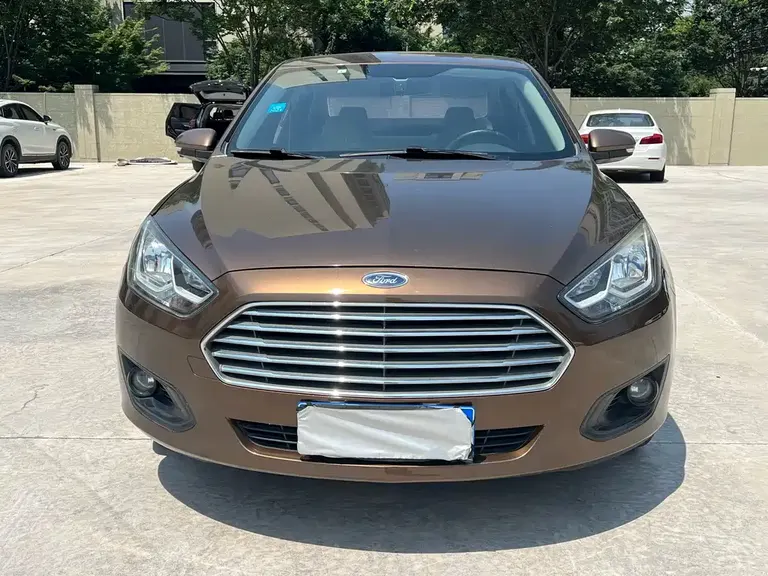 Ford Escort 1.5 L Auto Comfort