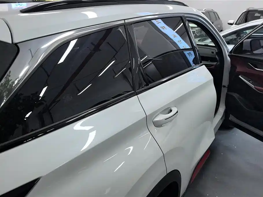 Changan CS75 PLUS 2 nd Gen 1.5 T Auto Distinguished
