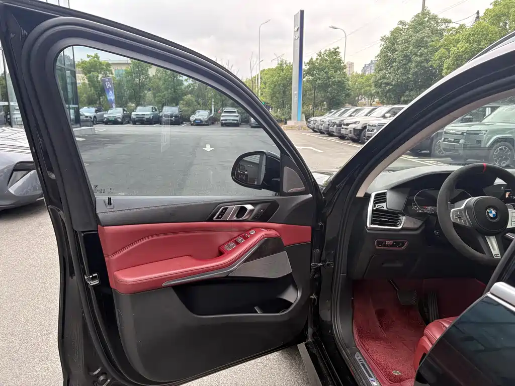 BMW X5 Facelift xDrive 30 Li M Sport Package
