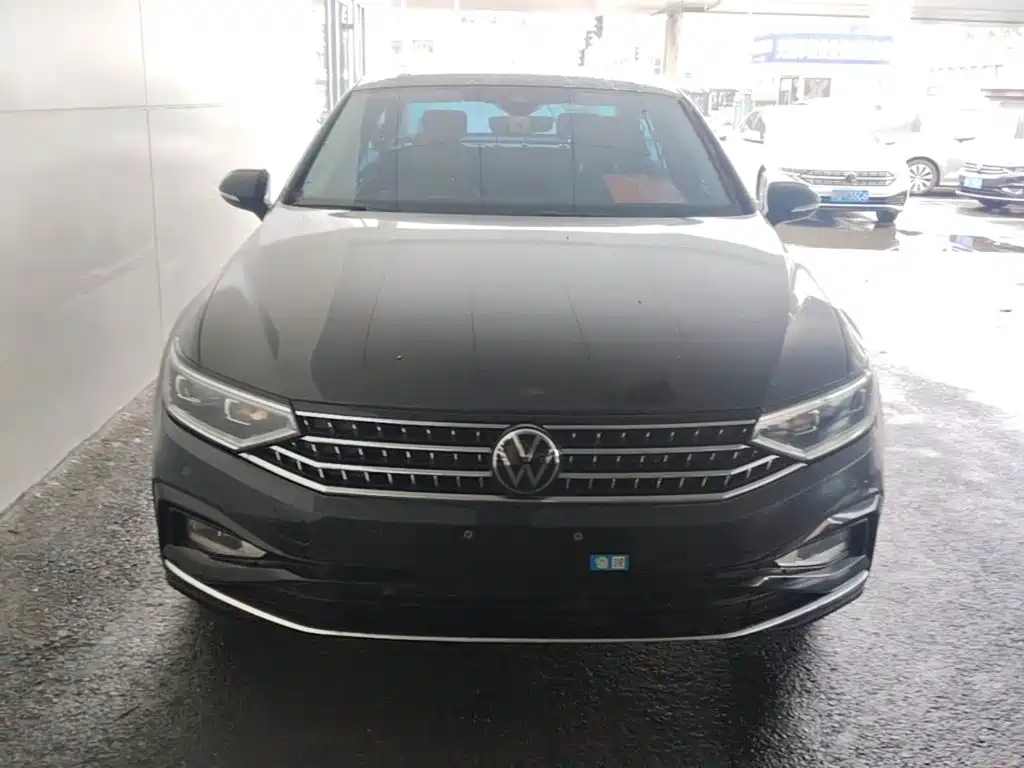 Magotan 200 10 K Public Enjoyment 330 TSI DSG Luxury