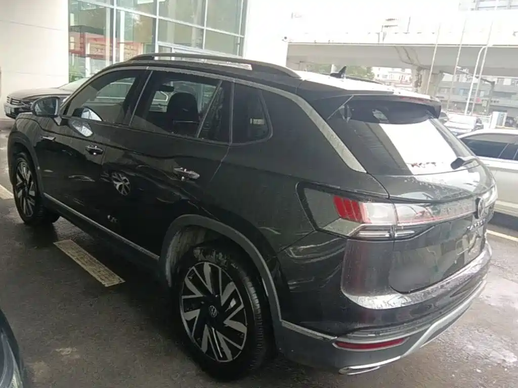 Tayron 300 TSI 2 WD Luxury Plus Advanced