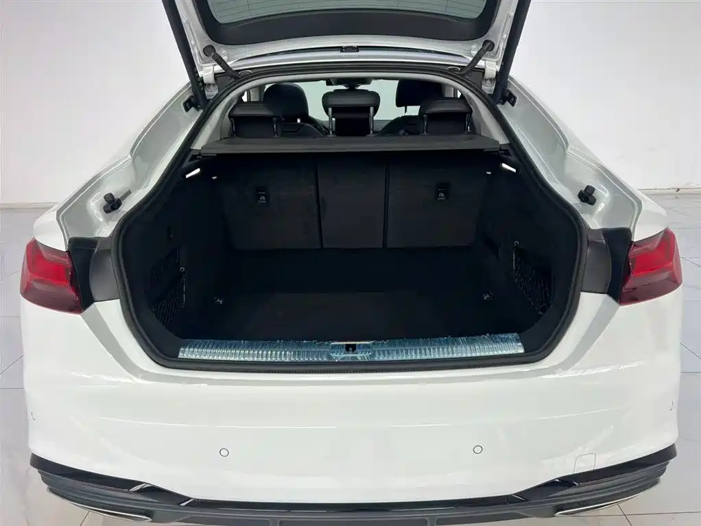 Audi A5 (Import) Sportback 40 TFSI quattro Luxury Dynamic