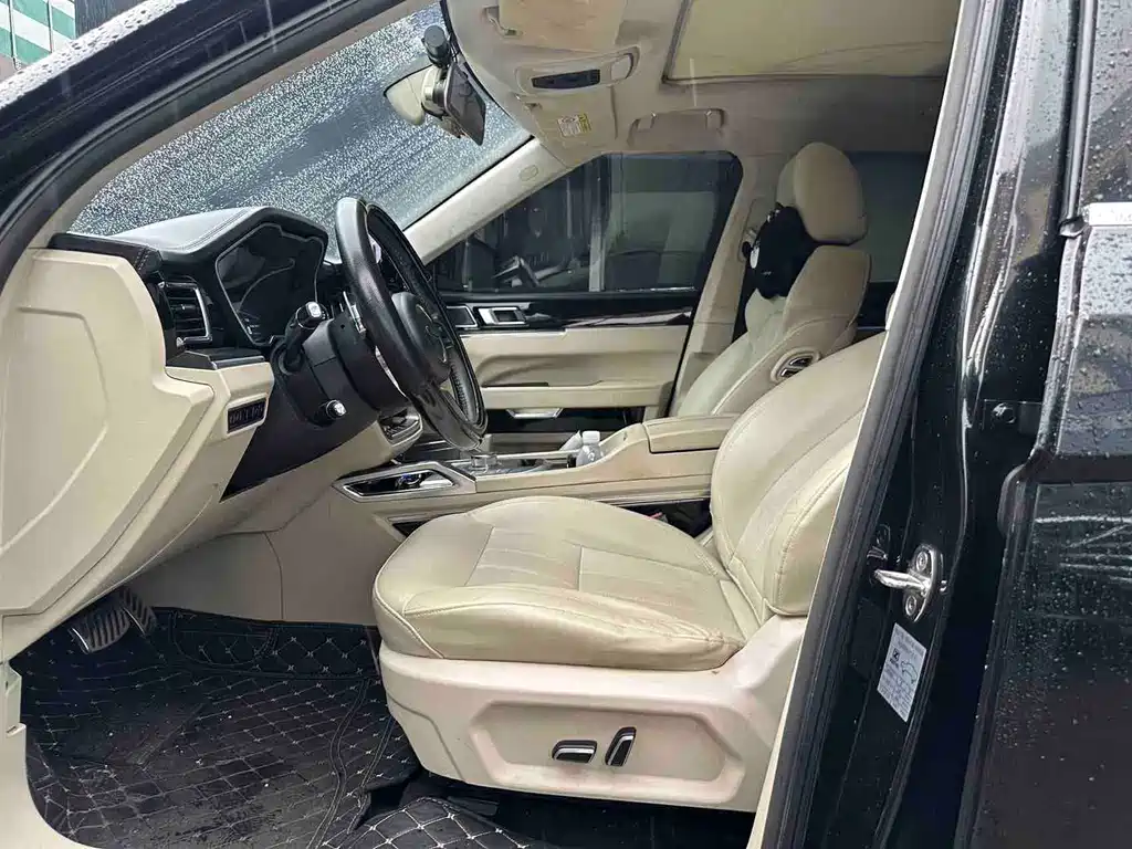 Zotye T700 1.8 T DCT Premium