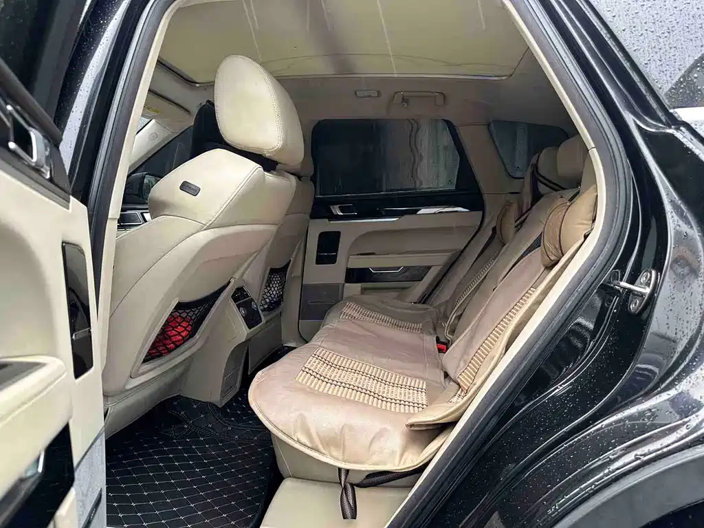 Zotye T700 1.8 T DCT Premium
