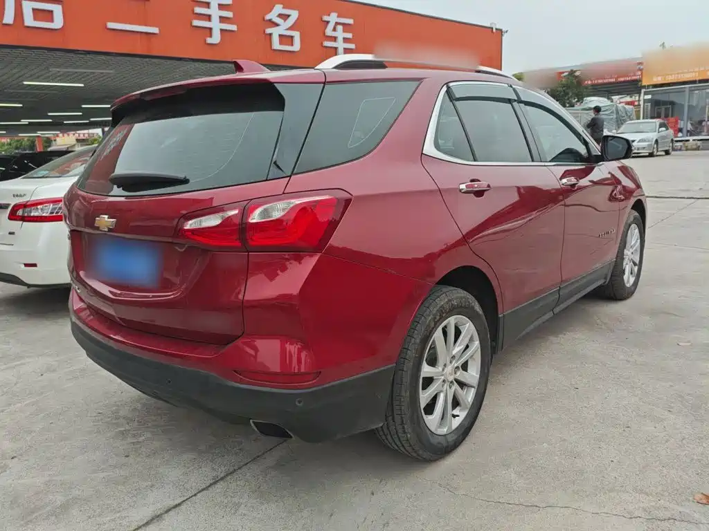 Equinox 探界者 2017款 550 T 自动四驱捍界版