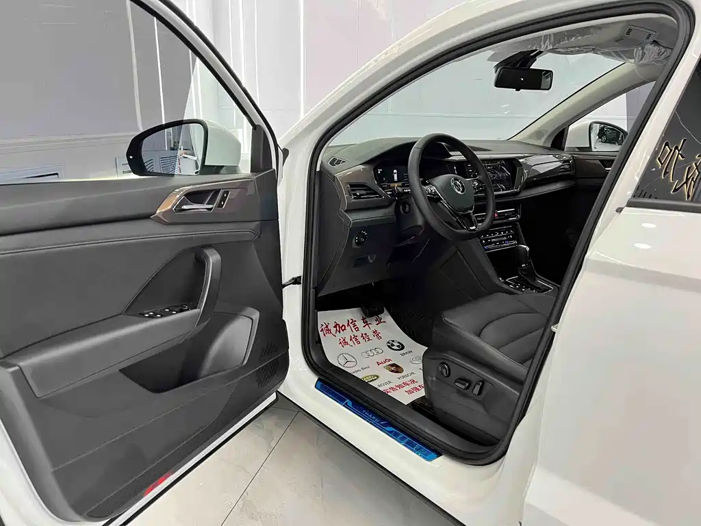 Tharu 280 TSI 2 WD Luxury