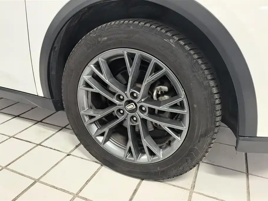 Besturn T55 奔腾T55 2022款 1.5 T 自动飞跃款