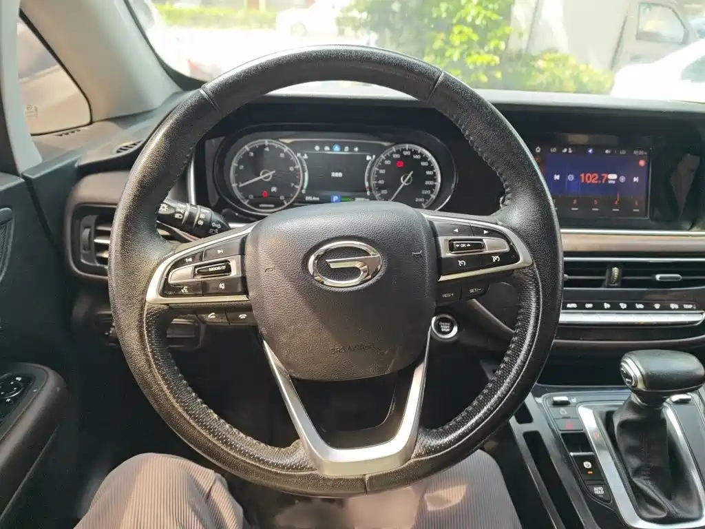 GAC Trumpchi M6 270 T DCT Premium (7-seat) CN-VI