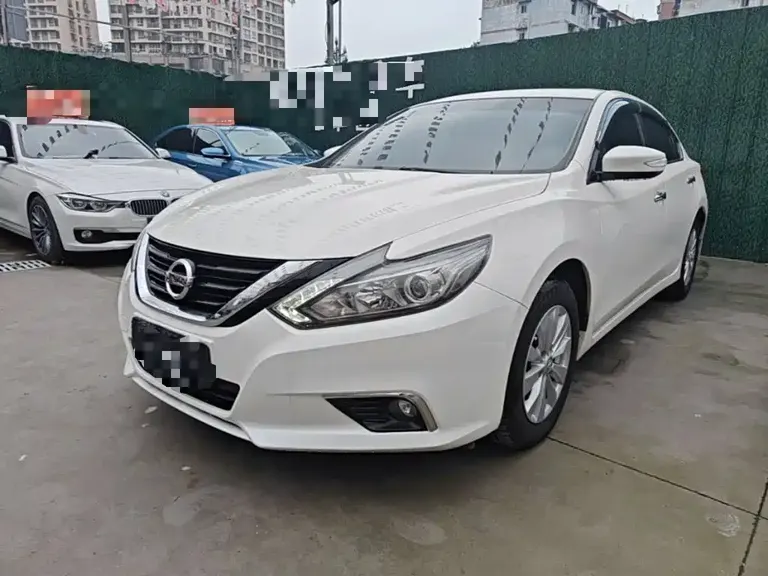 Nissan Teana Facelift 2.0 L XL Comfort