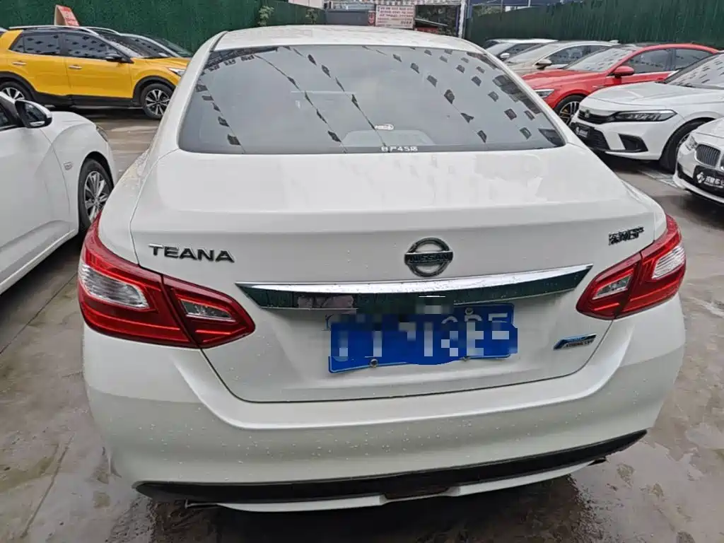 Teana Facelift 2.0 L XL Comfort