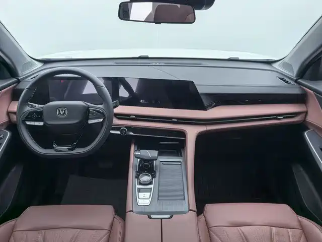 Changan CS75 PLUS 3 rd Gen Champion 1.5 T Smart Drive Power Navigation