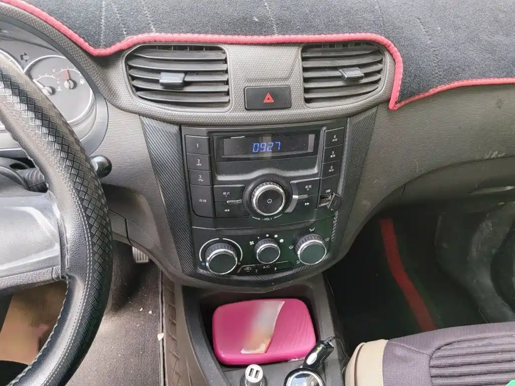 Wuling Hongguang 1.5 L S1 Standard CN-V