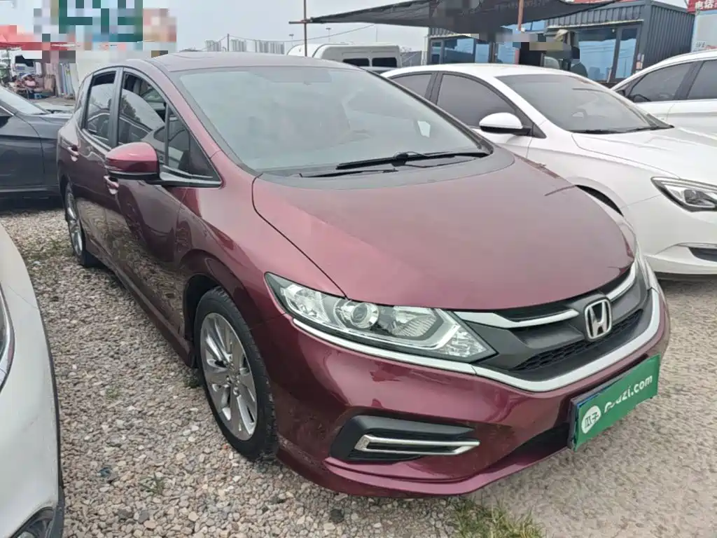 Jade 1.8 L Auto Comfort 5-seat