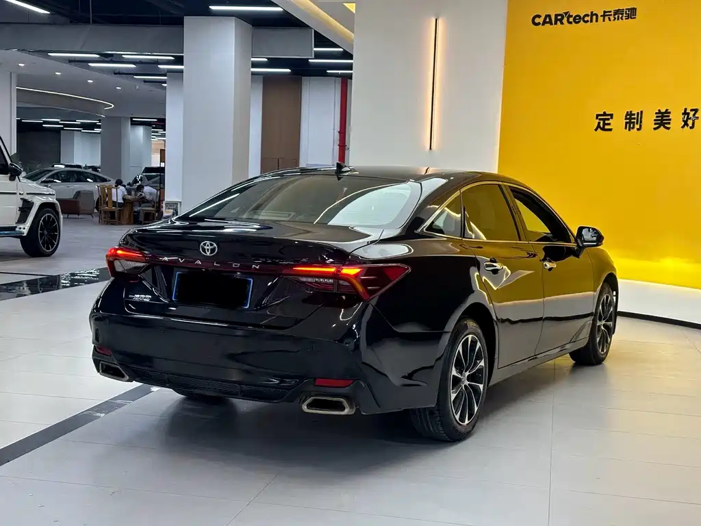 Avalon 2.0 L Luxury