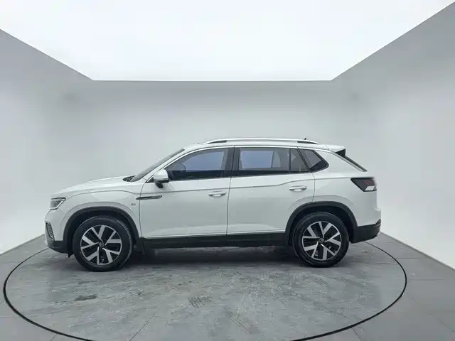 Tayron 300 TSI 2 WD Luxury Plus Advanced