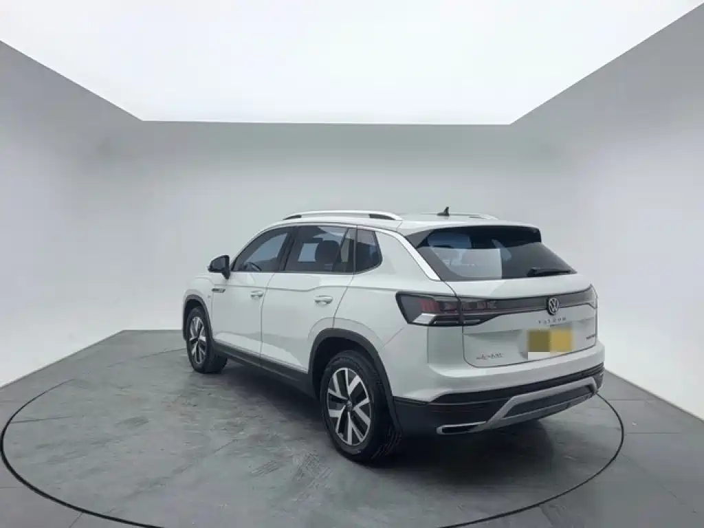 Tayron 300 TSI 2 WD Luxury Plus Advanced