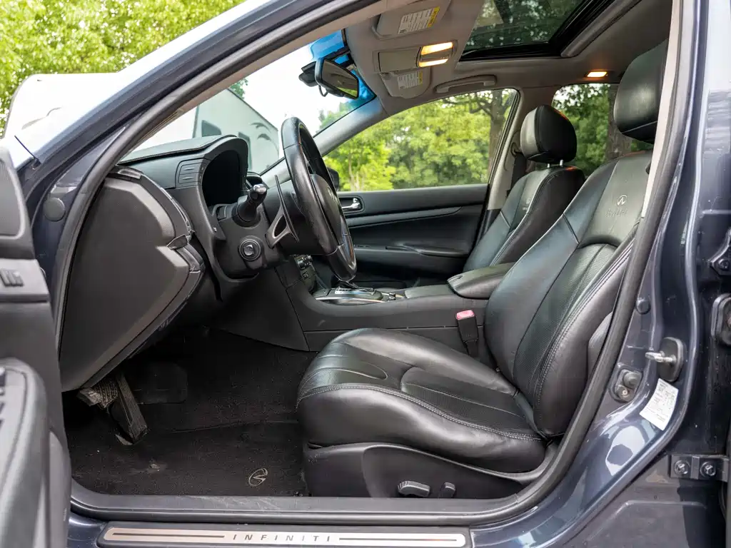 Infiniti G Series G37 Sedan