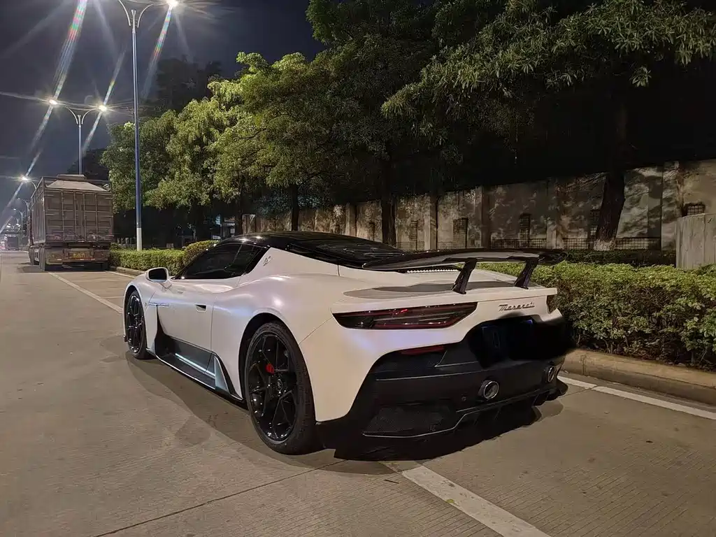 Maserati MC20 3.0 T Standard