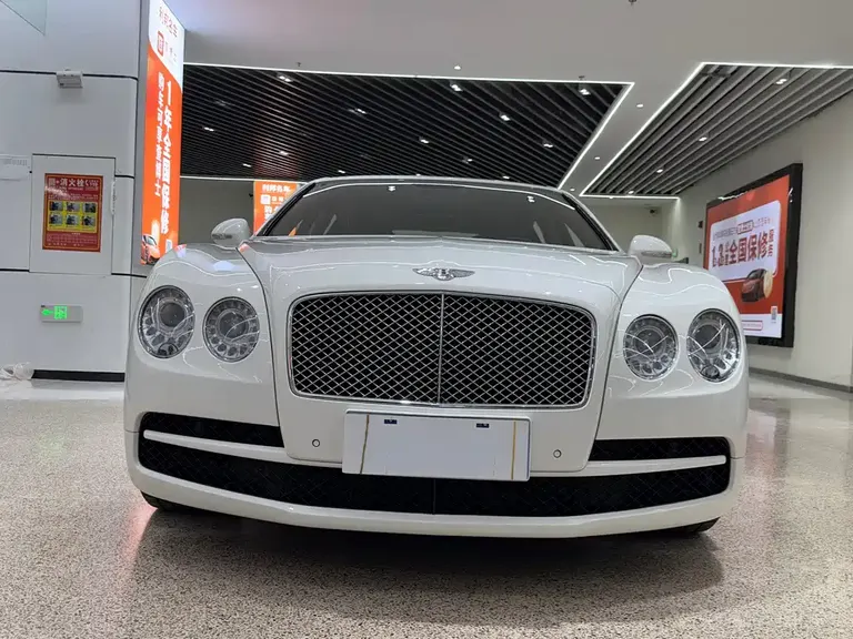 Bentley Flying Spur 4.0 T V8 Distinguished