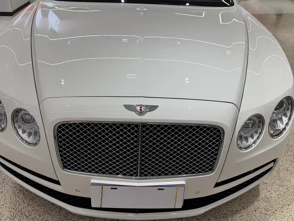Flying Spur 4.0 T V8 Distinguished
