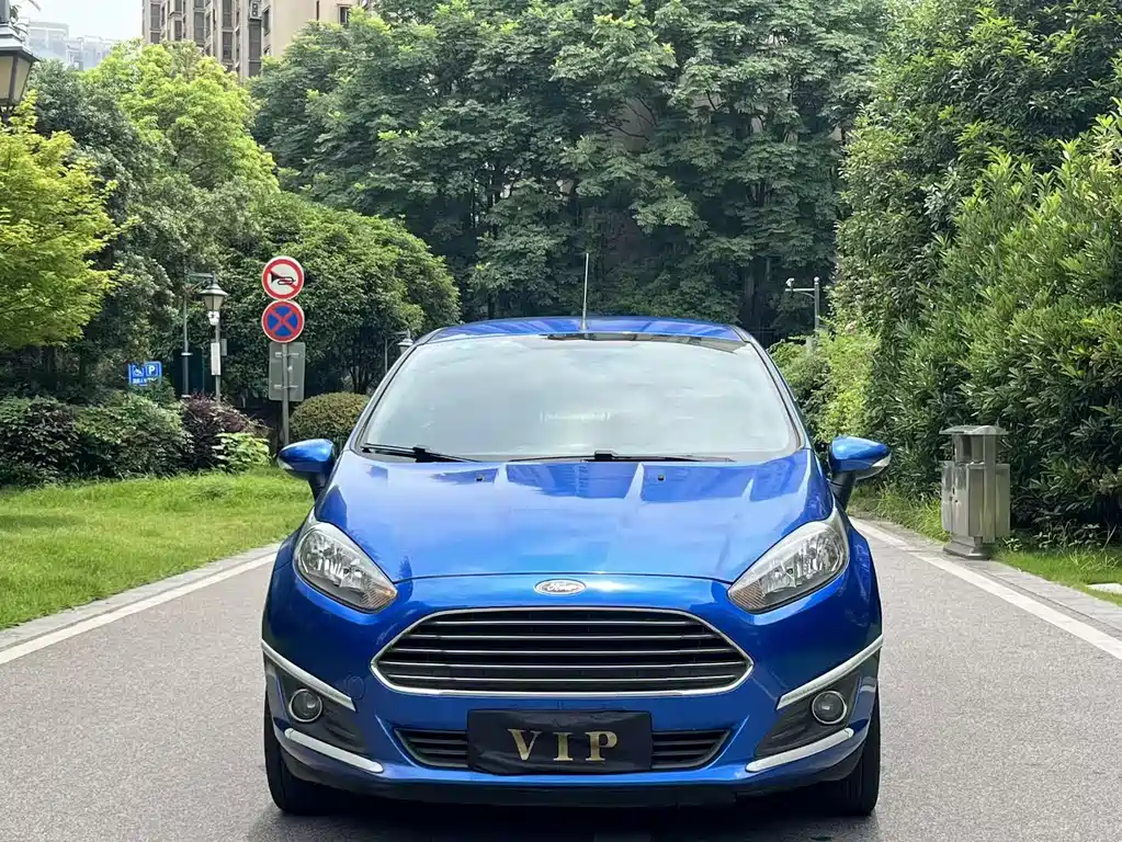 Fiesta Hatchback 1.5 L Auto Fashion