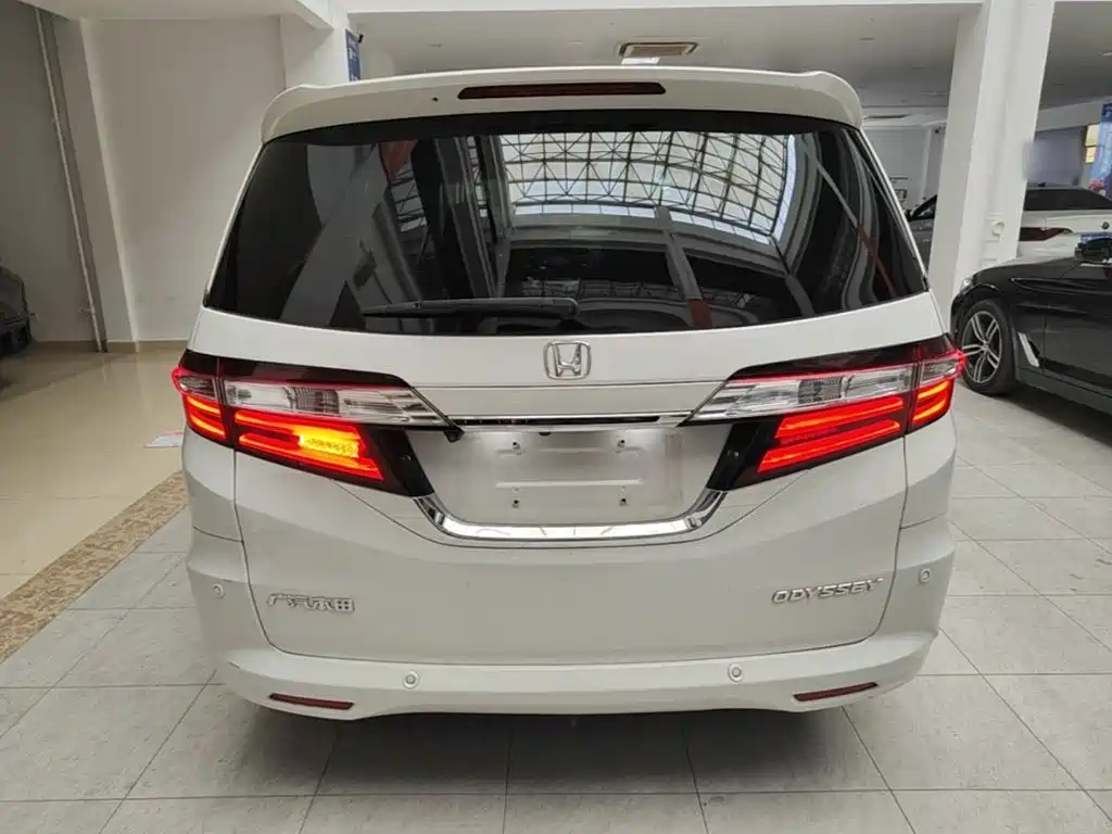 Odyssey 2.4 L Premium