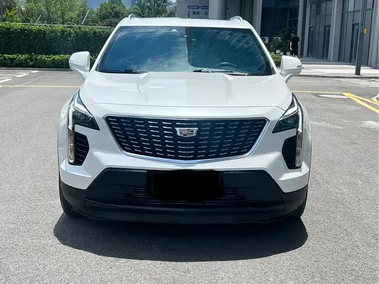 Cadillac XT4 28 T 2 WD Tech