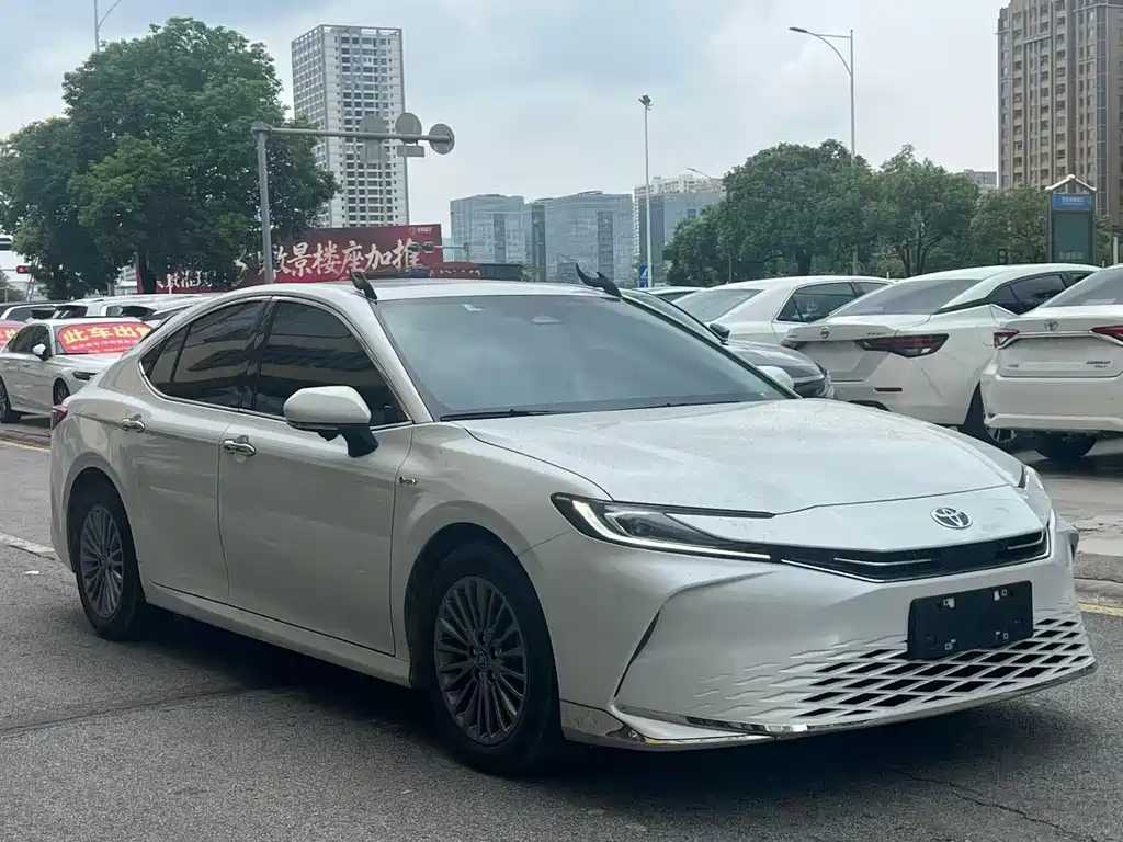 Camry Dual Engine 2.0 HGVP Luxury